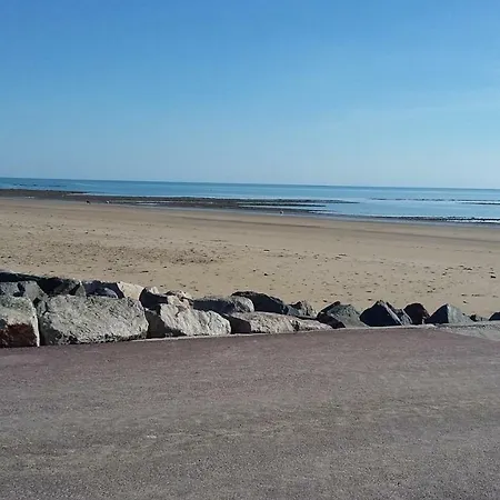 Le Ptit Coin D'paradis Дом отдыха Saint-Germain-sur-Ay